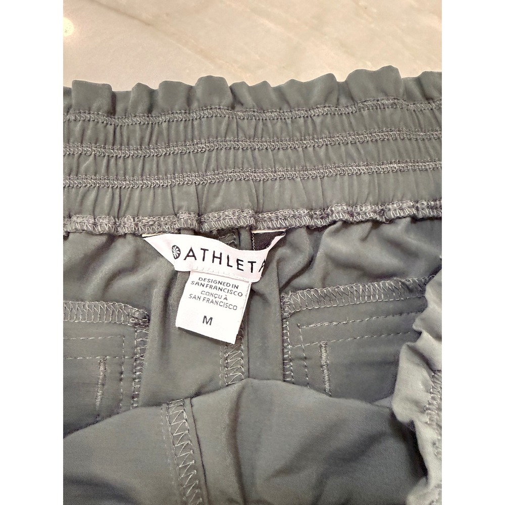 Athleta Savannah Sage Green Midi Skirt Zipper Pockets Side Slit Size Medium #94 - Picture 8 of 11